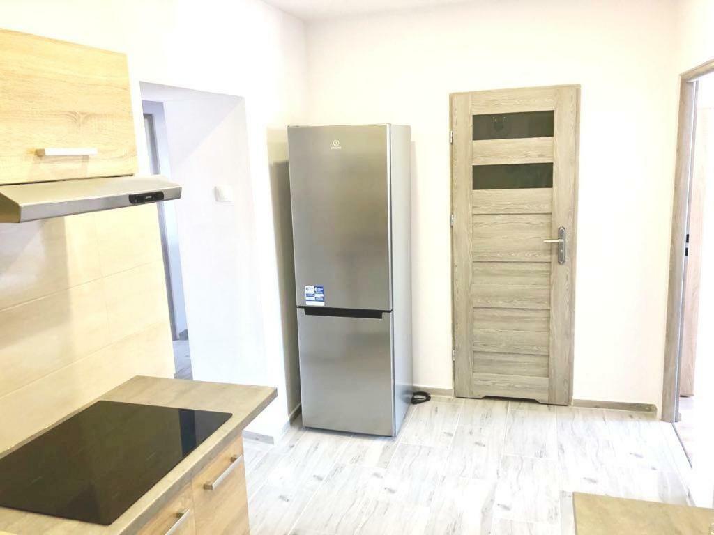 Ronus Apartments Lodz Pomorska 116 -Bezplatny Parking Екстериор снимка